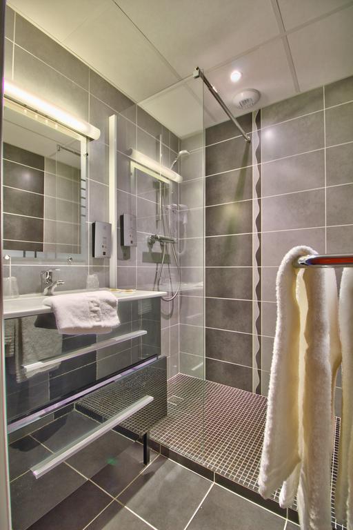 Logis Hotel Restaurant Le Chalet Du Mont Roland サンパン エクステリア 写真