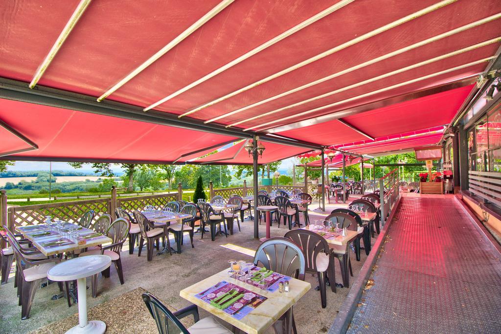 Logis Hotel Restaurant Le Chalet Du Mont Roland サンパン エクステリア 写真