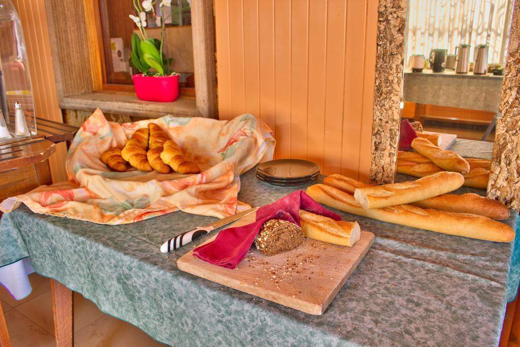 Logis Hotel Restaurant Le Chalet Du Mont Roland サンパン エクステリア 写真